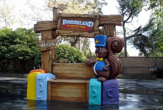 標識系統(tǒng)設計作品案例展示